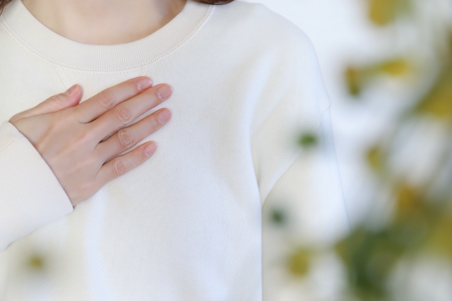 ①ホルモンの影響で情緒が不安定になった